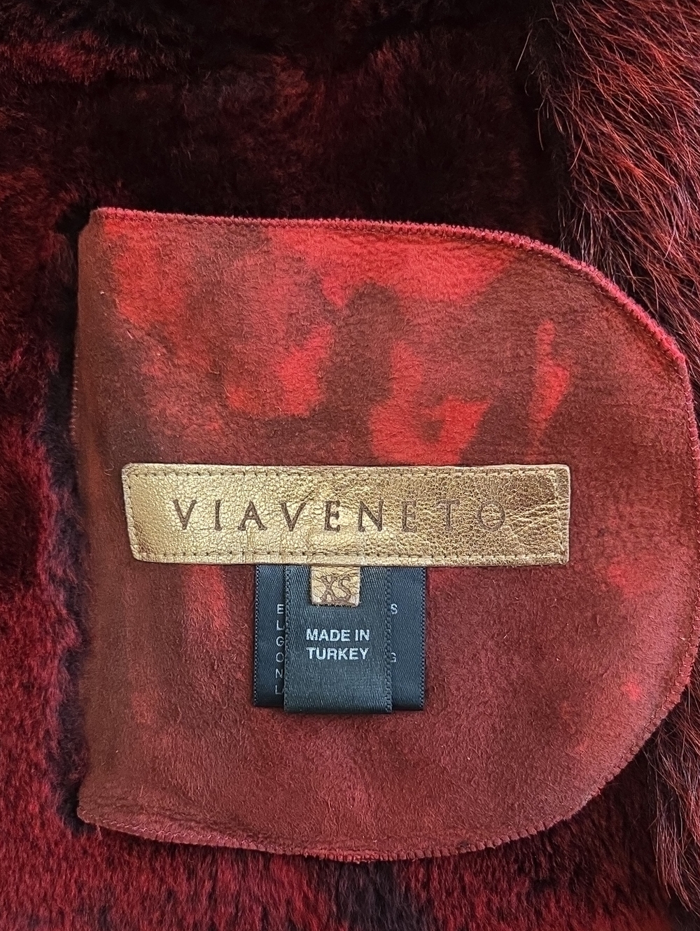 Via Veneto Real Shearling Fur Short Jacket in Deep Burgundy and Wine, Size XS - Picture 10 of 13